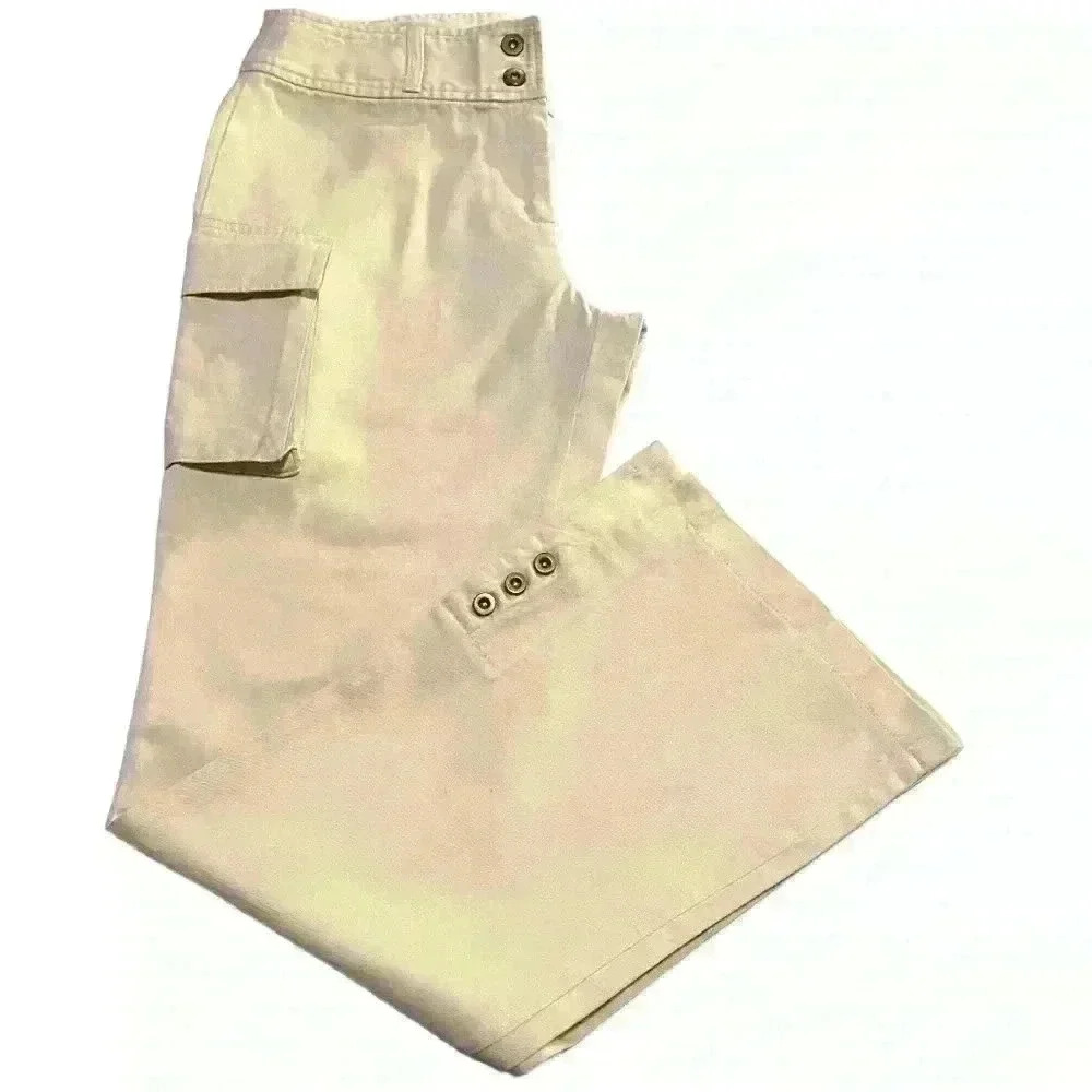 Moda Int’l Flared Cargo Pants.  Women’s Size 8 Tall.  Excellent Used Condition.